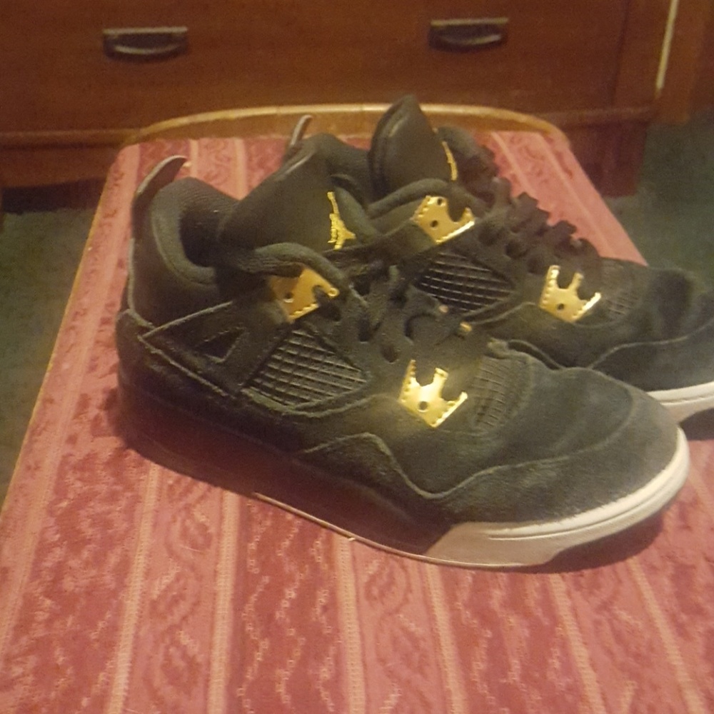 Kids jordans